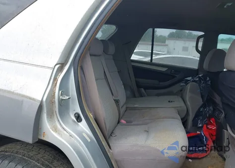 2003 Toyota 4Runner Sr5 V6 z USA, uszkodzony, nr VIN JTEZU14R730008249